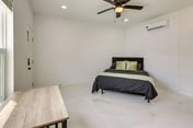 #5 | Boutique Coastal Studio | Pool WiFi | Parking