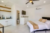 #13 | SPI Beach Escape | Modern Studio Pool | Pets