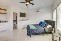 #17 | Modern SPI Studio | Beach Walk + Pool | Gulf - Image 2