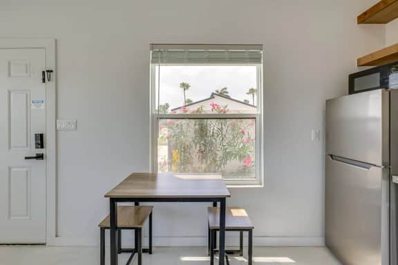 #17 | Modern SPI Studio | Beach Walk + Pool | Gulf - Image 4